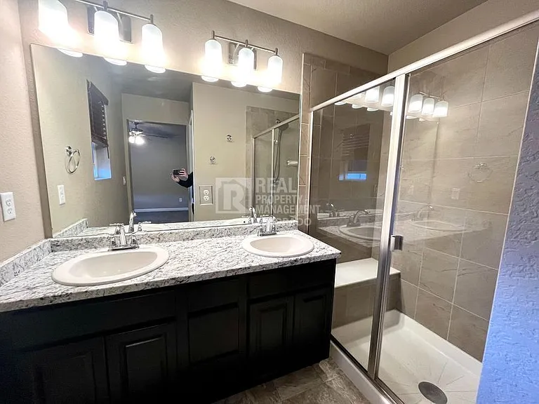 5321 Mountain Vista Hts — Photo 10