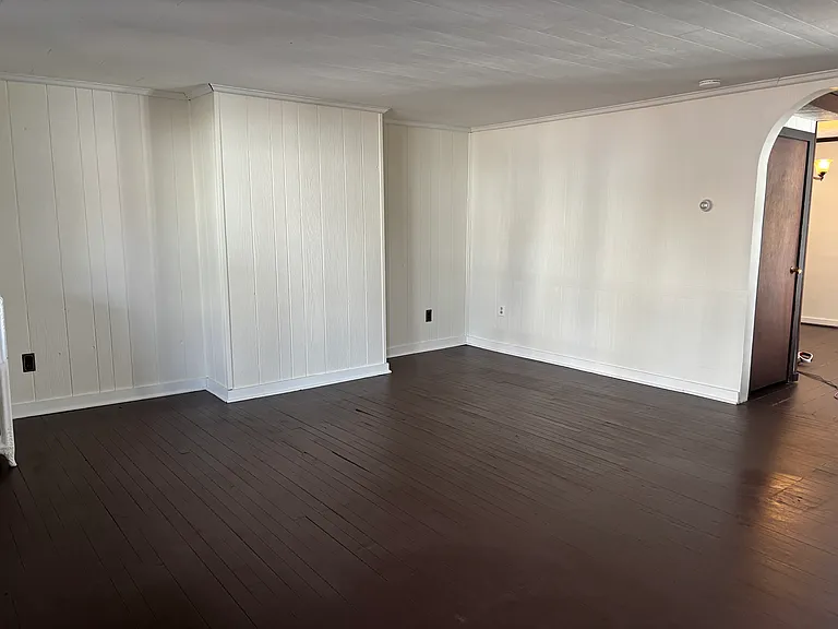 423 Church St — Photo 5