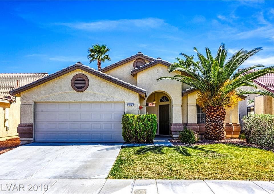 1st image of 4913 W El Campo Grande Ave