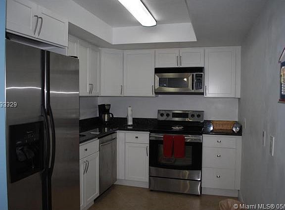 4th image of 125 Ocean Ave #202