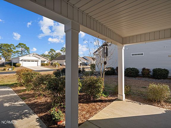 2nd image of 4257 Cherry Laurel Lane SE