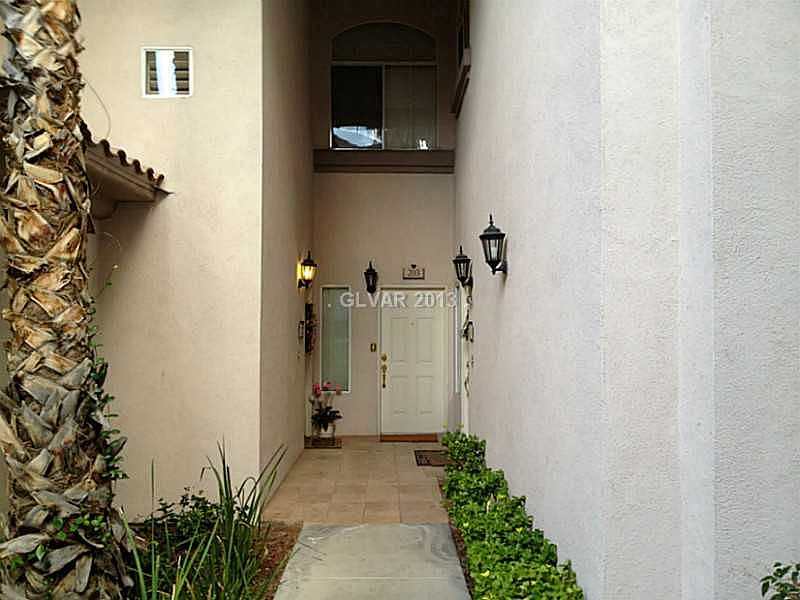 1st image of 8305 W Cherry Glaze Ave #103