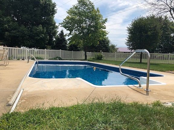 5th image of 4709 W Shirley Ln