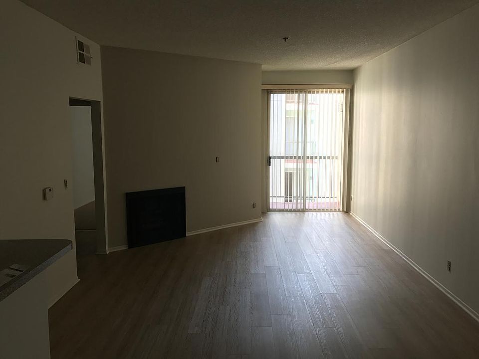 1st image of 500 S Lake St APT 216