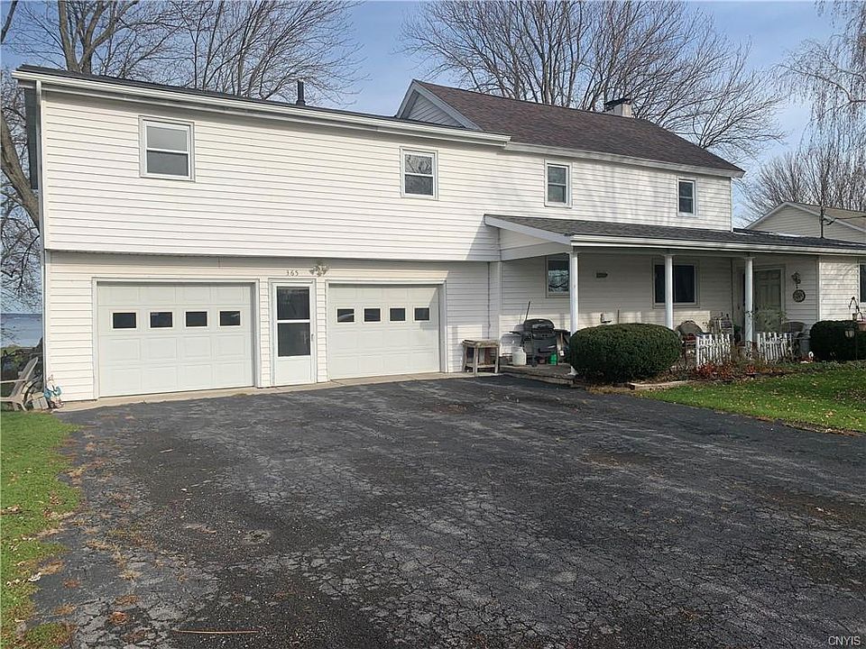 1st image of 365 Barrett Ln