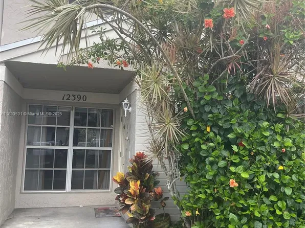 12390 SW 51st Pl, Fort Lauderdale, FL 33330