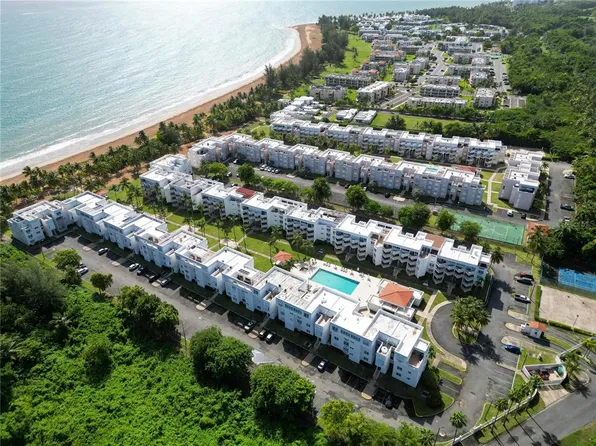 Camino Las Picuas Bosque Del Mar #A102, Rio Grande, PR 00745