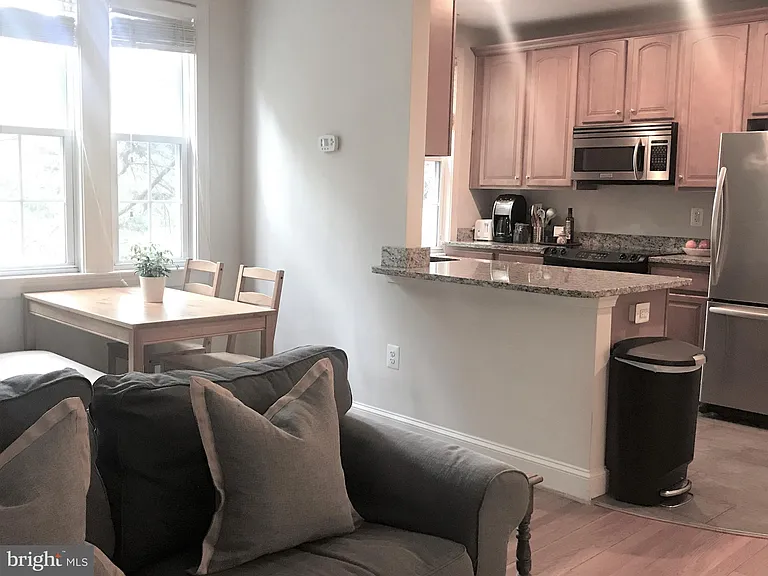401 Commonwealth Ave #31A — Photo 7