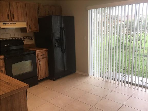 3rd image of 1115 Soria Ave #1115