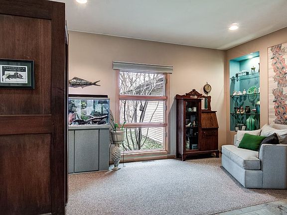 5th image of 9074 Sheringham Dr