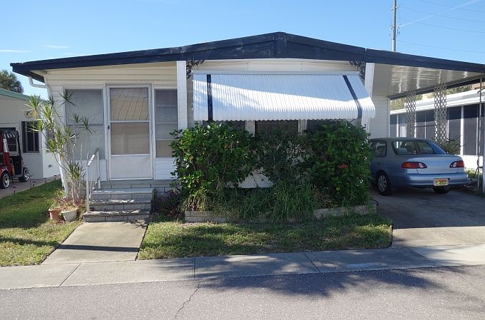 1st image of 379 Mandalay Dr