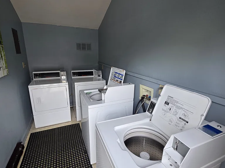 280 3rd Ave #21 — Photo 19