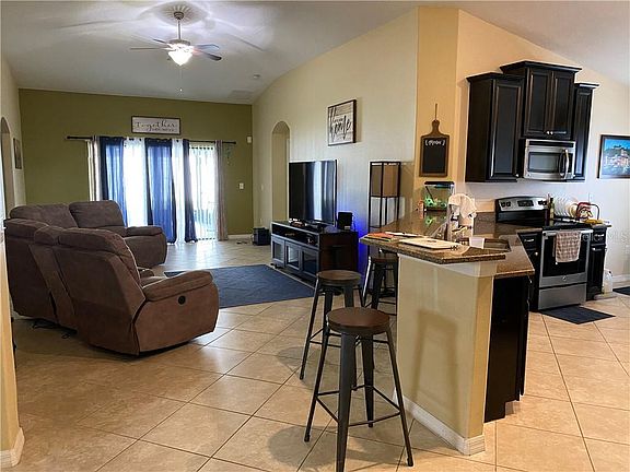 2nd image of 10809 Whitecap Dr