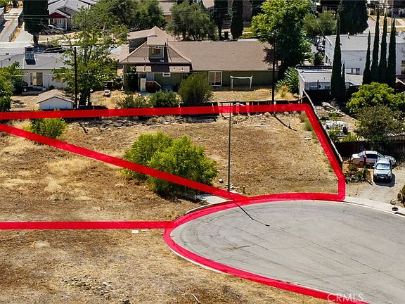 3rd image of 0 W King St #6