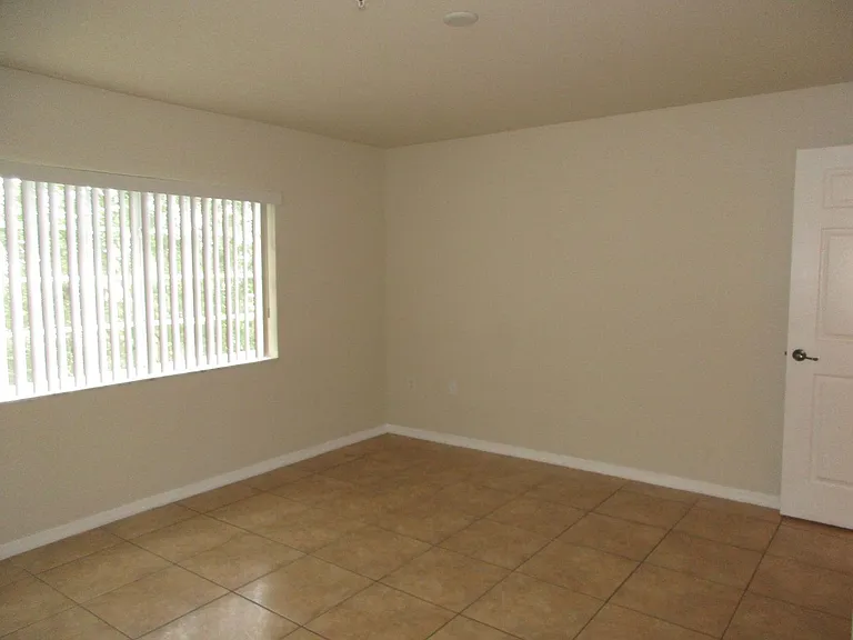 1328 SE 8th Ave — Photo 11