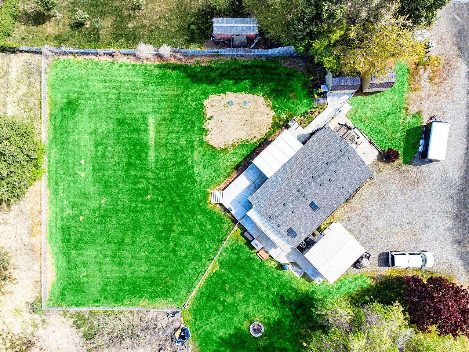 77 Harbor Blvd, Burbank, WA 99323 Zillow