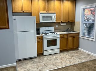 90 Colonial Rd FLOOR 2, Floral Park, NY 11001