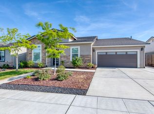 860 Spring St W, Madera, CA 93636