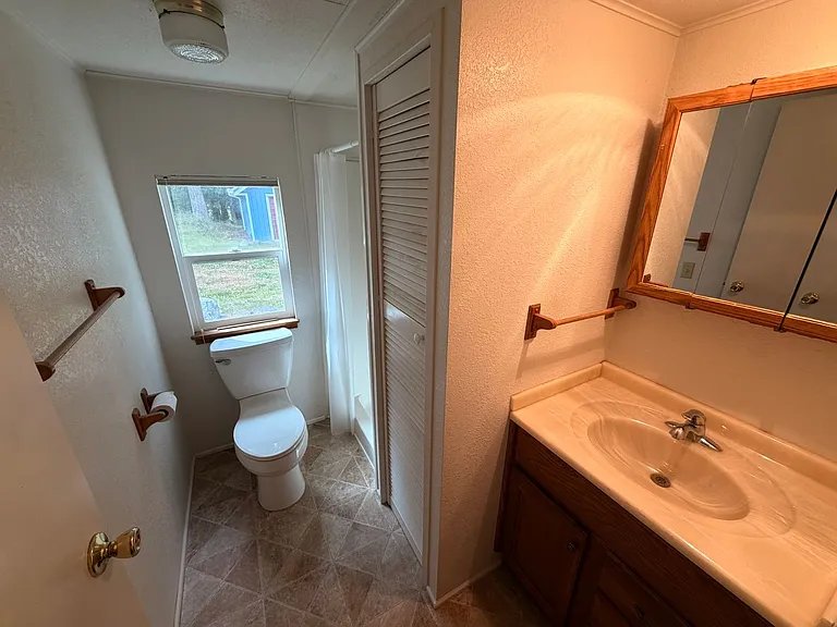 4204 Sharpe Rd — Photo 16