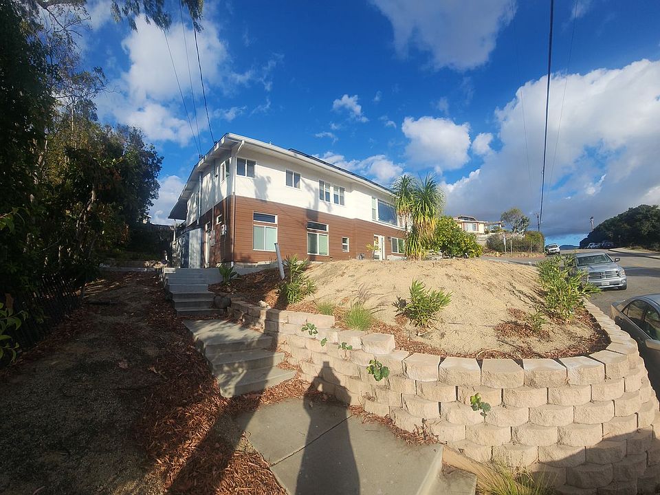 1st image of 385 Chaplin Ln