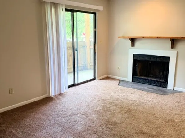 2163 Hedgerow Rd Unit C, Columbus, OH 43220