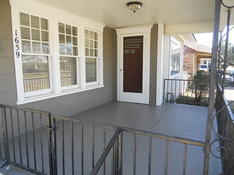 Large Front Porch
