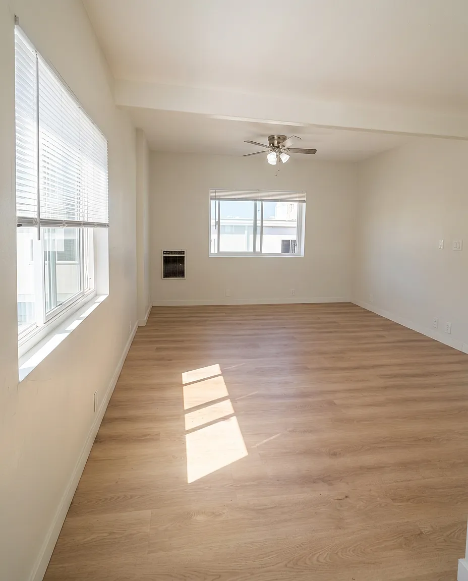 Studio, 375 sqft, $2,325 — Photo 2