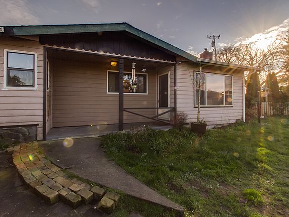 2nd image of 2285 Home Dr