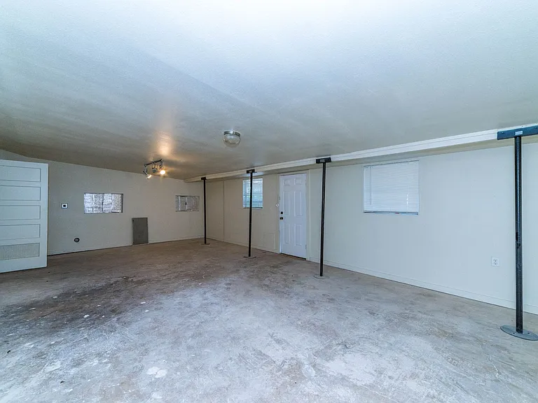 3119 Jane Ellen St — Photo 21