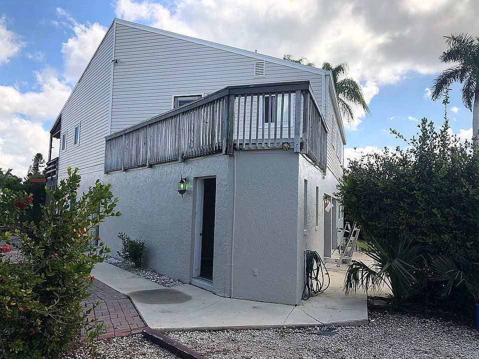 2nd image of 3991 Aloha Ln #3993