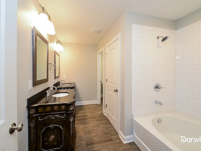 2875 Eland Dr — Photo 10