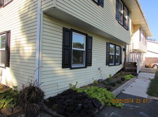 1340 Burlington Dr, Odenton, MD 21113