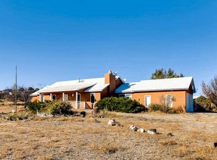 17 Amanda Ln, Santa Fe, NM 87507