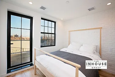 Sold by The InHouse Group