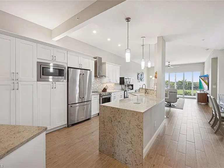 7687 Pebble Creek Cir #403 — Photo 8