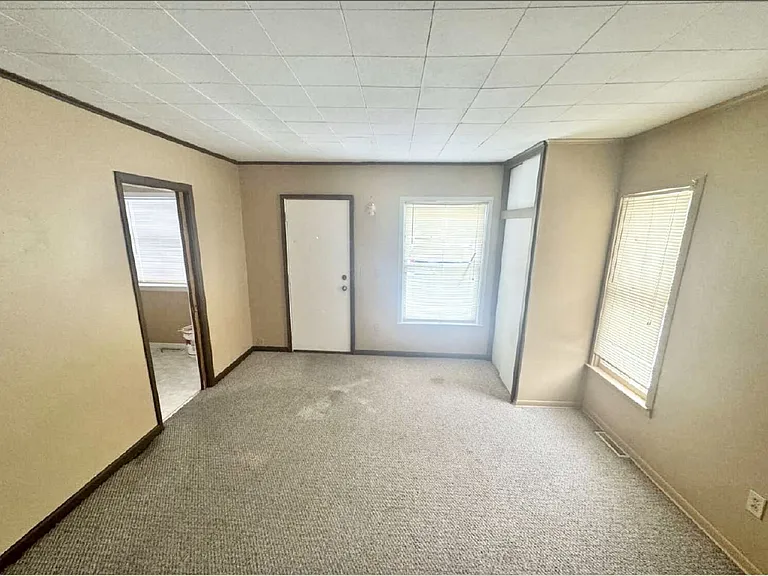 2401 Lowell Ave #1 — Photo 3