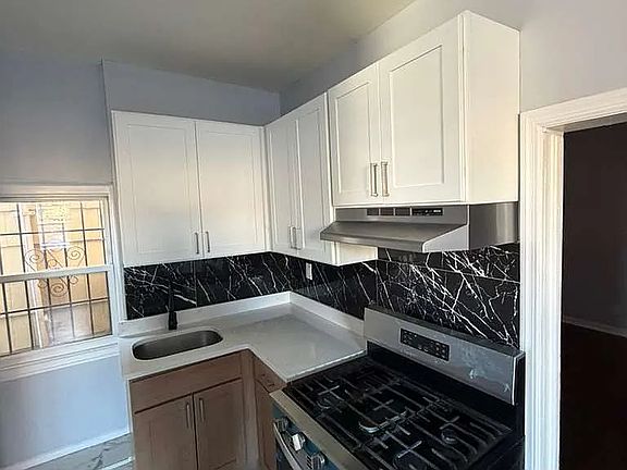 5th image of 300 Watchung Ave #3B