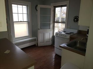 14 Meadow Rd APT 1, Kings Park, NY 11754