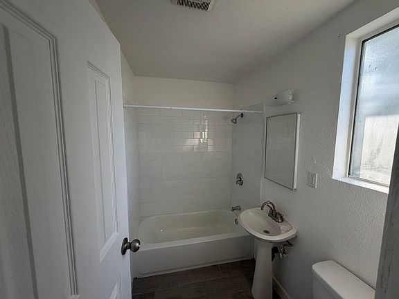 5th image of 9625 San Gabriel Ave #E