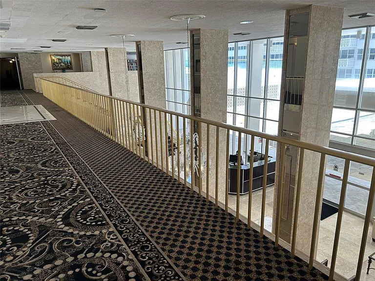 4020 Galt Ocean Dr #106 — Photo 11
