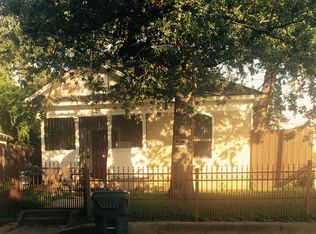 2810 Birmingham Ave, Dallas, TX 75215