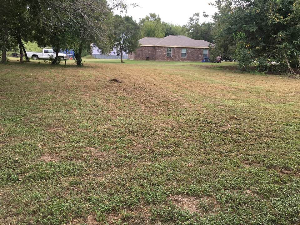 1st image of 800 SE 1st St