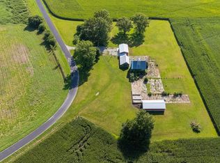 13489 Lomax Rd, Prophetstown, IL 61277