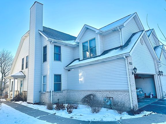 2nd image of 2035 Thornwood Cir