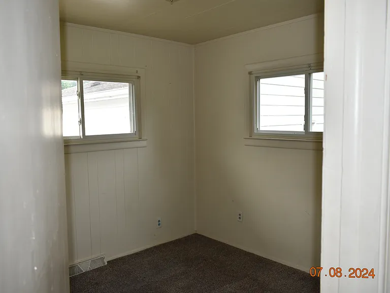 135 Hill Place Dr — Photo 10