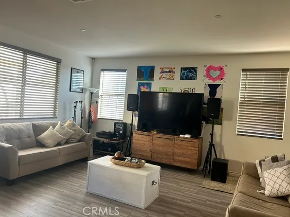 1522 Tiger Eye Ln, Beaumont, CA 92223