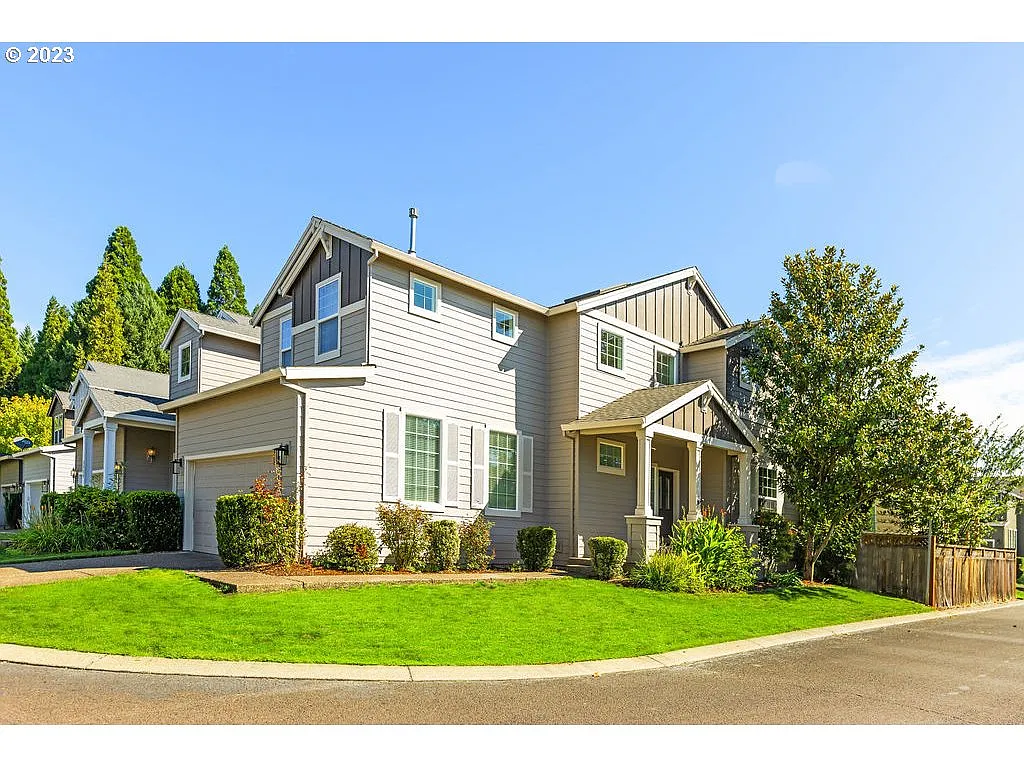 3676 SE Trellis Pl photo 1