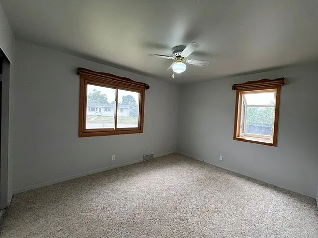 2125 Stirling St — Photo 18