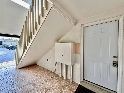 8801 Bay Pointe Dr #102 Photo 1