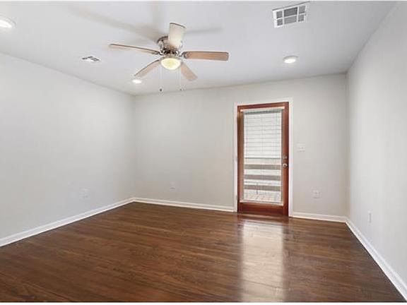 4th image of 2667 Frankfort St